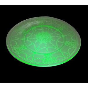 Anchor Hocking Uranium Dinner Plate 9.25" Cameo Ballerina Green Depression Glass